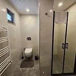 Apartamento Professionally Maintained, Spacious New Residences Near Lara & Kundu