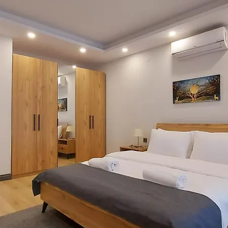 Professionally Maintained, Spacious New Residences Near Lara & Kundu アパート *