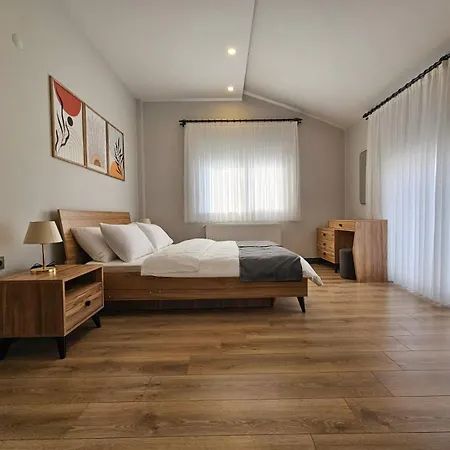 New Flats With Large Living Spaces Close To Lara Beach&kundu Entertaintment Center