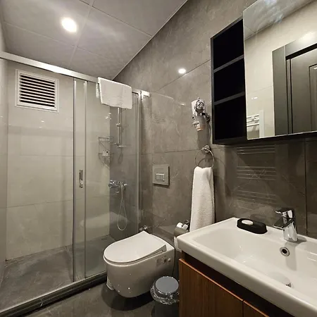 New Flats With Large Living Spaces Close To Lara Beach&kundu Entertaintment Center *