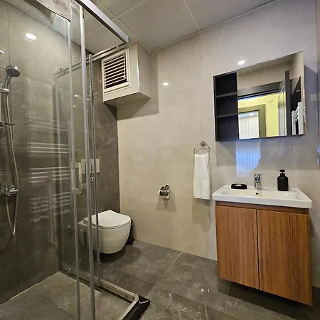 New Flats With Large Living Spaces Close To Lara Beach&kundu Entertaintment Center