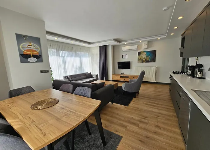 Professionally Maintained, Spacious New Residences Near Lara & Kundu Apartmán *