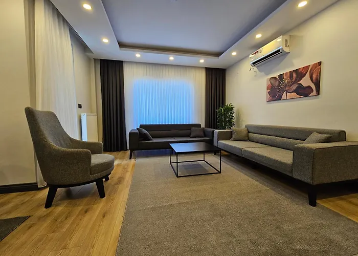 Professionally Maintained, Spacious New Residences Near Lara & Kundu Apartament *